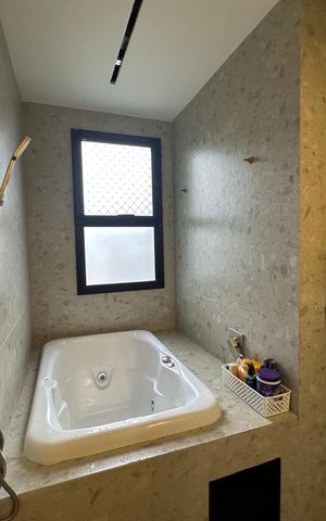 Apartamento à venda com 112m², 3 quartos e 2 vagas Apartamento à venda com 112m², 3 quartos e 2 vagasBanheiro da Suíte 1
