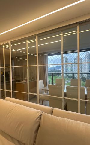 Apartamento à venda com 112m², 3 quartos e 2 vagas Apartamento à venda com 112m², 3 quartos e 2 vagasVaranda da Sala