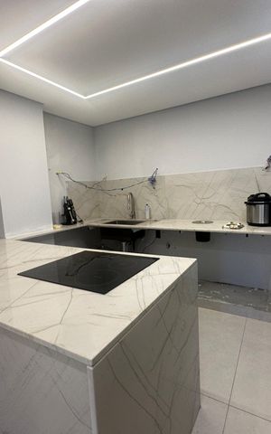Apartamento à venda com 112m², 3 quartos e 2 vagas Apartamento à venda com 112m², 3 quartos e 2 vagasCozinha
