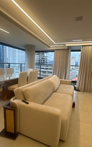 Apartamento à venda com 112m², 3 quartos e 2 vagas Apartamento à venda com 112m², 3 quartos e 2 vagasSala