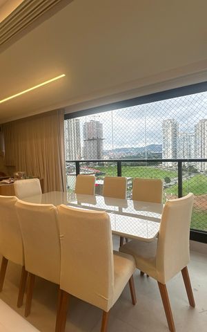 Apartamento à venda com 112m², 3 quartos e 2 vagas Apartamento à venda com 112m², 3 quartos e 2 vagasVaranda da Sala