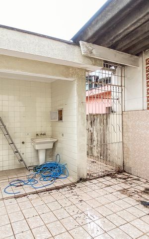 Casa para alugar com 250m², 3 quartos e 2 vagas Casa para alugar com 250m², 3 quartos e 2 vagasÁrea de Serviço