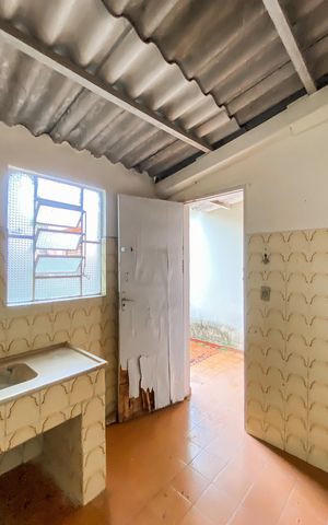 Casa para alugar com 250m², 3 quartos e 2 vagas Casa para alugar com 250m², 3 quartos e 2 vagasCozinha de serviço