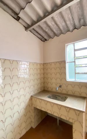Casa para alugar com 250m², 3 quartos e 2 vagas Casa para alugar com 250m², 3 quartos e 2 vagasCozinha de serviço