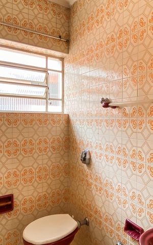 Casa para alugar com 250m², 3 quartos e 2 vagas Casa para alugar com 250m², 3 quartos e 2 vagasBanheiro