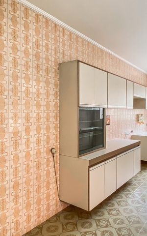 Casa para alugar com 250m², 3 quartos e 2 vagas Casa para alugar com 250m², 3 quartos e 2 vagasCozinha