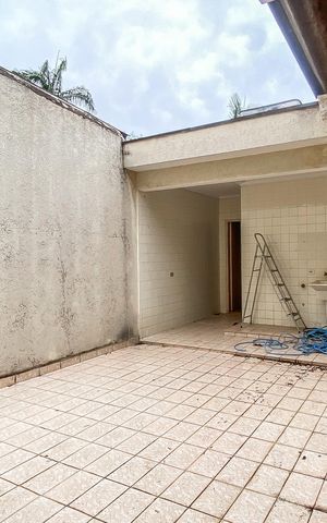 Casa para alugar com 250m², 3 quartos e 2 vagas Casa para alugar com 250m², 3 quartos e 2 vagasÁrea de Serviço