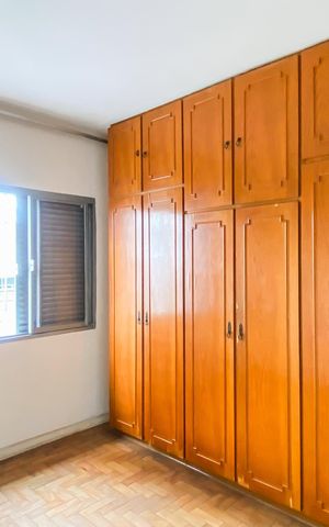 Casa para alugar com 250m², 3 quartos e 2 vagas Casa para alugar com 250m², 3 quartos e 2 vagasQuarto1