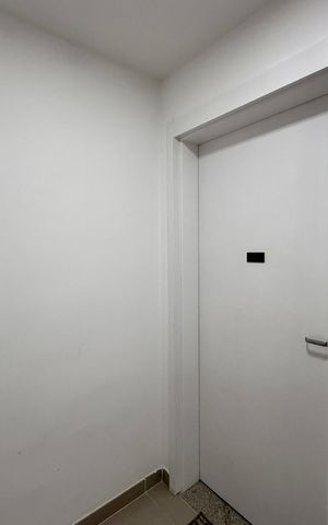 Studio para alugar com 30m², 1 quarto e sem vaga Studio para alugar com 30m², 1 quarto e sem vagaHall Apartamento
