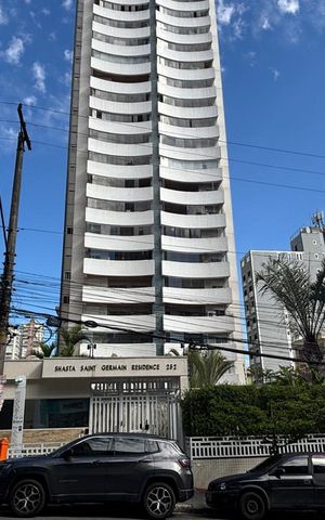 Apartamento para alugar com 129m², 3 quartos e 2 vagas Apartamento para alugar com 129m², 3 quartos e 2 vagasFachada e portaria