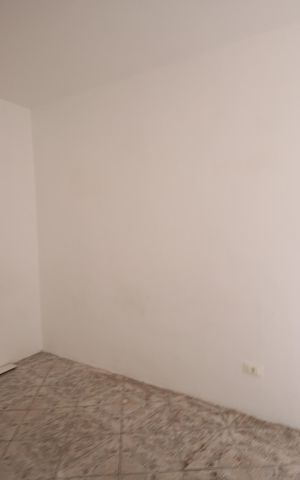 Casa para alugar com 42m², 1 quarto e sem vagaQuarto