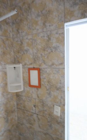 Casa para alugar com 42m², 1 quarto e sem vagaBanheiro
