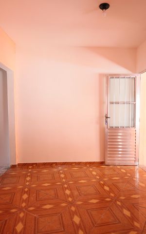 Casa para alugar com 42m², 1 quarto e sem vagaSala