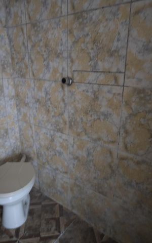 Casa para alugar com 42m², 1 quarto e sem vagaBanheiro