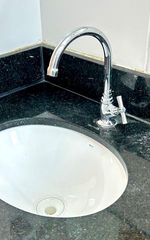 Apartamento para alugar com 40m², 2 quartos e 1 vaga Apartamento para alugar com 40m², 2 quartos e 1 vagaBanheiro