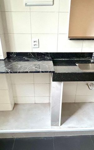 Apartamento para alugar com 40m², 2 quartos e 1 vaga Apartamento para alugar com 40m², 2 quartos e 1 vagaCozinha e Área de Serviço