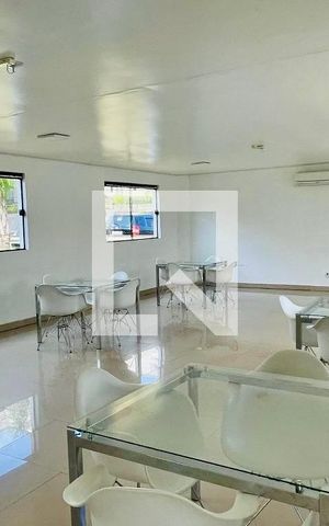 Apartamento para alugar com 40m², 2 quartos e 1 vaga Apartamento para alugar com 40m², 2 quartos e 1 vagaÁrea comum - Salão de festas