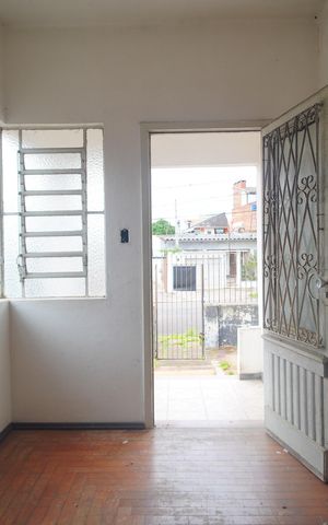 Casa para alugar com 332m², 3 quartos e 3 vagasSala