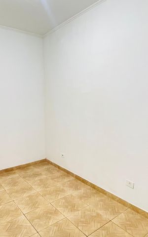 Casa para alugar com 125m², 2 quartos e 2 vagasQuarto 