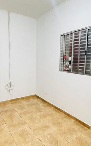 Casa para alugar com 125m², 2 quartos e 2 vagasQuarto 