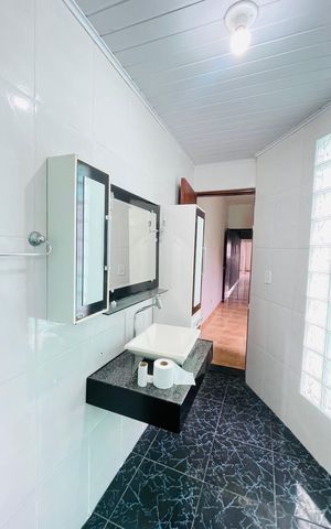 Casa para alugar com 125m², 2 quartos e 2 vagasBanheiro da Suíte