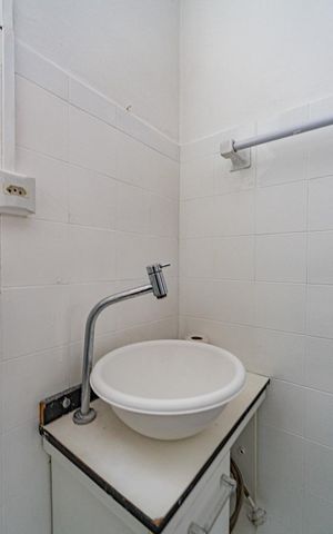 Casa à venda com 90m², 2 quartos e 1 vagaEdícula - Banheiro