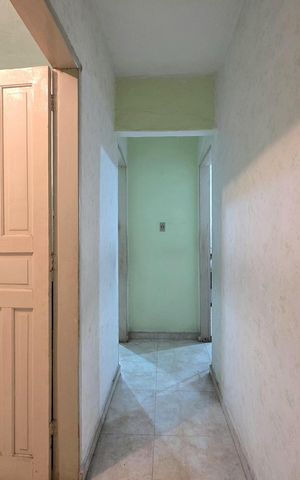 Casa à venda com 250m², 4 quartos e 4 vagas Casa à venda com 250m², 4 quartos e 4 vagasCorredor