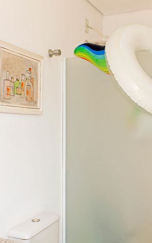 Casa de condomínio à venda com 250m², 4 quartos e 1 vagaBanheiro Piscina