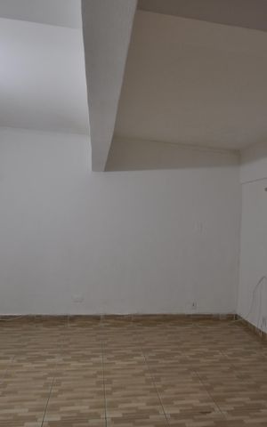 Casa para alugar com 30m², 1 quarto e sem vagaSala