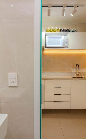 Studio para alugar com 26m², 1 quarto e 1 vaga Studio para alugar com 26m², 1 quarto e 1 vagaBanheiro