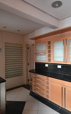 Apartamento à venda com 147m², 1 quarto e 3 vagasCozinha