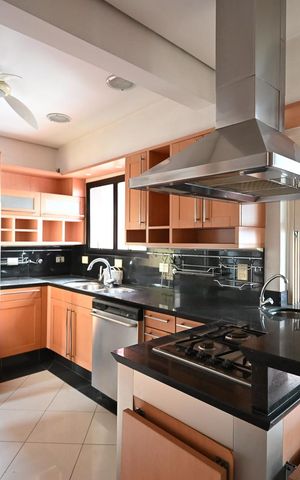 Apartamento à venda com 147m², 1 quarto e 3 vagasCozinha