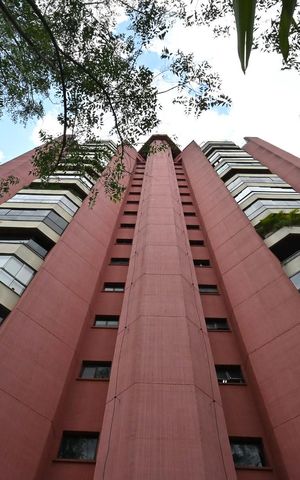 Apartamento à venda com 147m², 1 quarto e 3 vagasFachada
