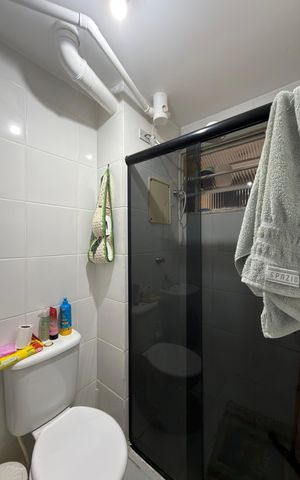 Apartamento à venda com 54m², 2 quartos e 1 vaga Apartamento à venda com 54m², 2 quartos e 1 vagaBanheiro Social