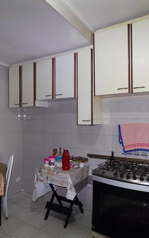 Casa à venda com 125m², 4 quartos e 2 vagas Casa à venda com 125m², 4 quartos e 2 vagasCozinha