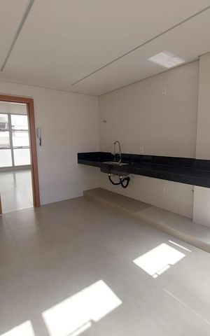 Apartamento à venda com 213m², 4 quartos e 2 vagas Apartamento à venda com 213m², 4 quartos e 2 vagascozinha