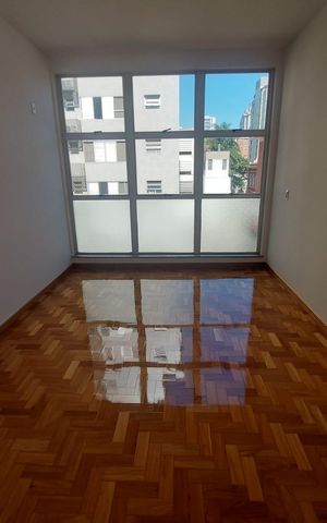 Apartamento à venda com 213m², 4 quartos e 2 vagas Apartamento à venda com 213m², 4 quartos e 2 vagasquarto 4