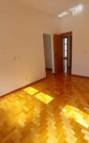 Apartamento à venda com 213m², 4 quartos e 2 vagas Apartamento à venda com 213m², 4 quartos e 2 vagasquarto 2