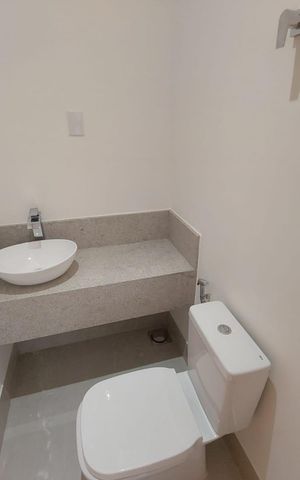 Apartamento à venda com 213m², 4 quartos e 2 vagas Apartamento à venda com 213m², 4 quartos e 2 vagaslavabo