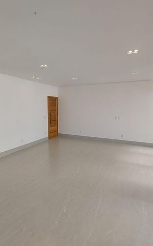 Apartamento à venda com 213m², 4 quartos e 2 vagas Apartamento à venda com 213m², 4 quartos e 2 vagassala
