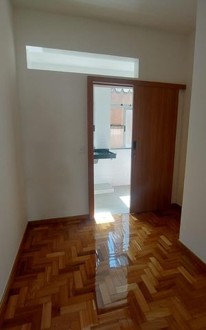 Apartamento à venda com 213m², 4 quartos e 2 vagas Apartamento à venda com 213m², 4 quartos e 2 vagasquarto reversível