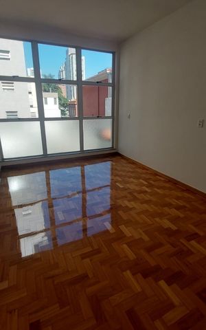 Apartamento à venda com 213m², 4 quartos e 2 vagas Apartamento à venda com 213m², 4 quartos e 2 vagasquarto 4