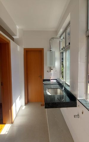 Apartamento à venda com 213m², 4 quartos e 2 vagas Apartamento à venda com 213m², 4 quartos e 2 vagasÁrea de Serviço