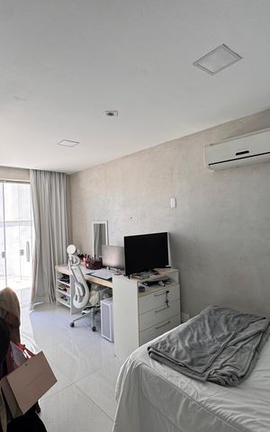 Casa de condomínio à venda com 450m², 5 quartos e 4 vagas Casa de condomínio à venda com 450m², 5 quartos e 4 vagasSuíte 1
