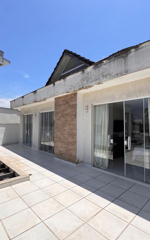 Casa de condomínio à venda com 450m², 5 quartos e 4 vagas Casa de condomínio à venda com 450m², 5 quartos e 4 vagasTerraço