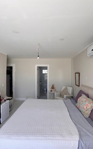 Casa de condomínio à venda com 450m², 5 quartos e 4 vagas Casa de condomínio à venda com 450m², 5 quartos e 4 vagasSuíte 3