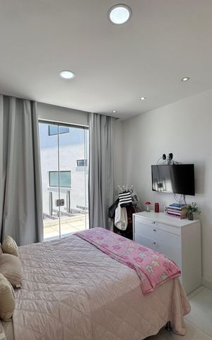 Casa de condomínio à venda com 450m², 5 quartos e 4 vagas Casa de condomínio à venda com 450m², 5 quartos e 4 vagasSuíte 2
