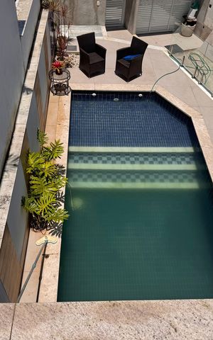 Casa de condomínio à venda com 450m², 5 quartos e 4 vagas Casa de condomínio à venda com 450m², 5 quartos e 4 vagasTerraço - Vista