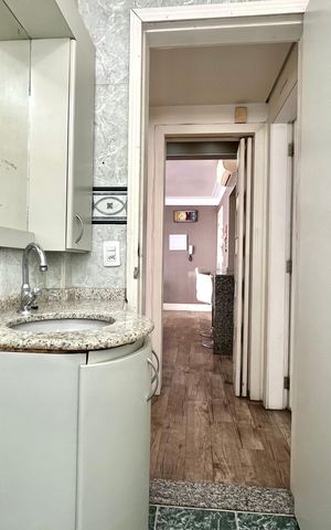 Apartamento para alugar com 79m², 2 quartos e 1 vaga Apartamento para alugar com 79m², 2 quartos e 1 vagaBanheiro