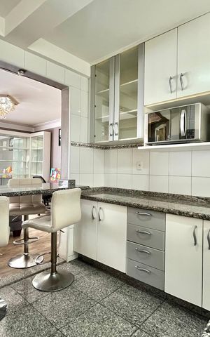 Apartamento para alugar com 79m², 2 quartos e 1 vaga Apartamento para alugar com 79m², 2 quartos e 1 vagaCozinha